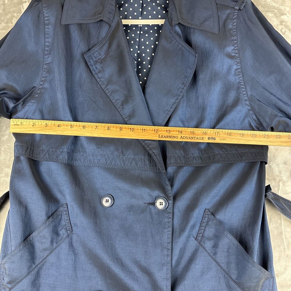 1980's Iridescent Blue Trench Coat Women's 9/10 Shoulder Epaulets‎ Belted (1107) - Picture 12 of 15